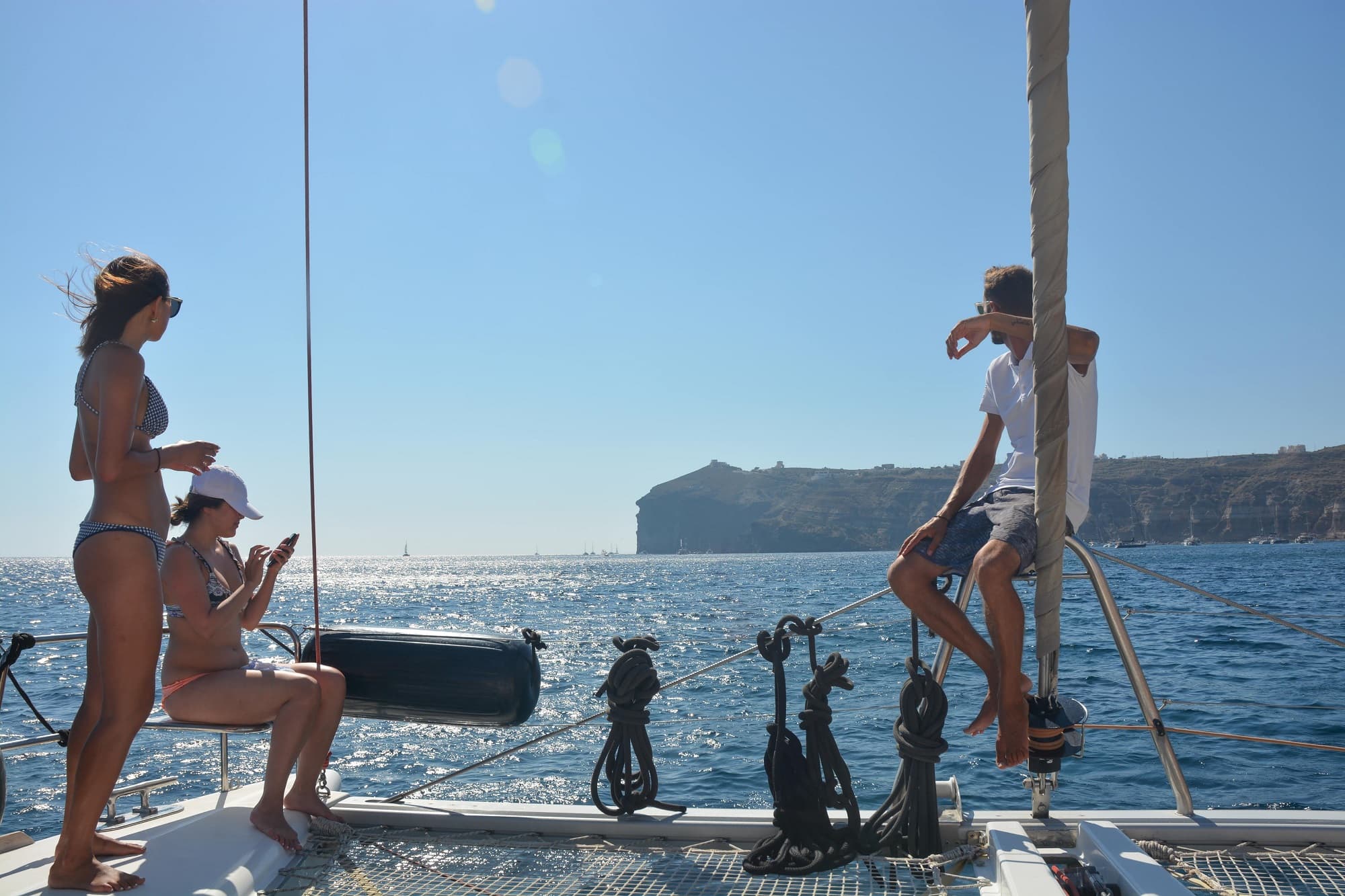 Catamaran boat tour Santorini (14)